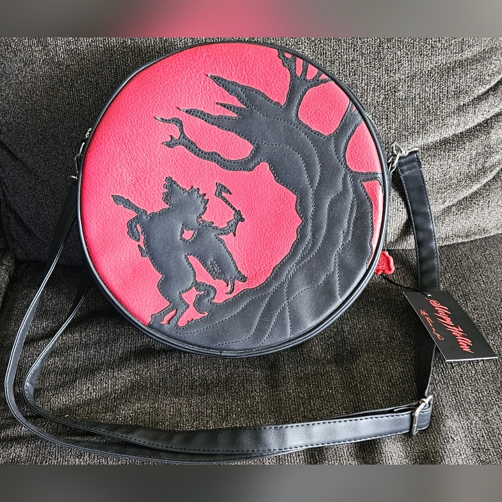 La Femme En Noir Sleepy Hollow Red & Black Headless Horseman Crossbody Bag NEW